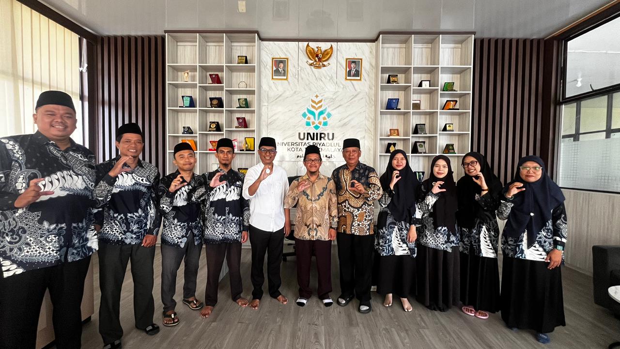 Kegiatan Dekan FKIS